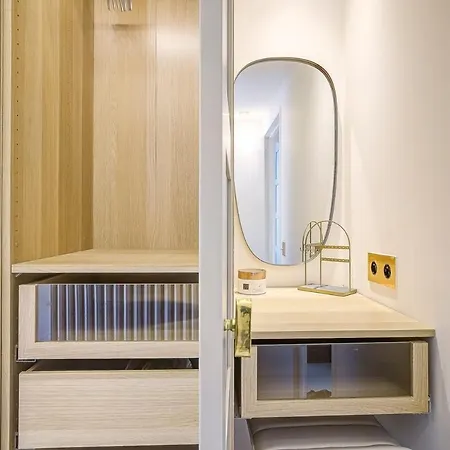 Luxe Azure Escape I Collection *