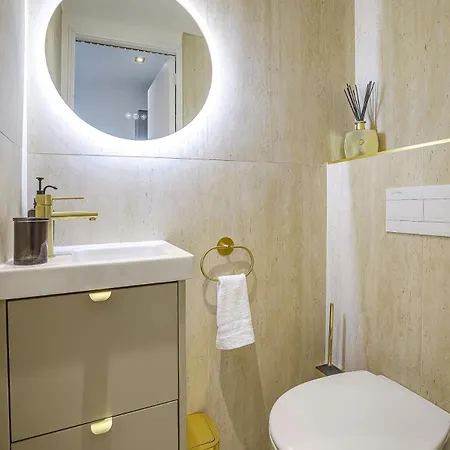 Luxe Azure Escape I Collection *